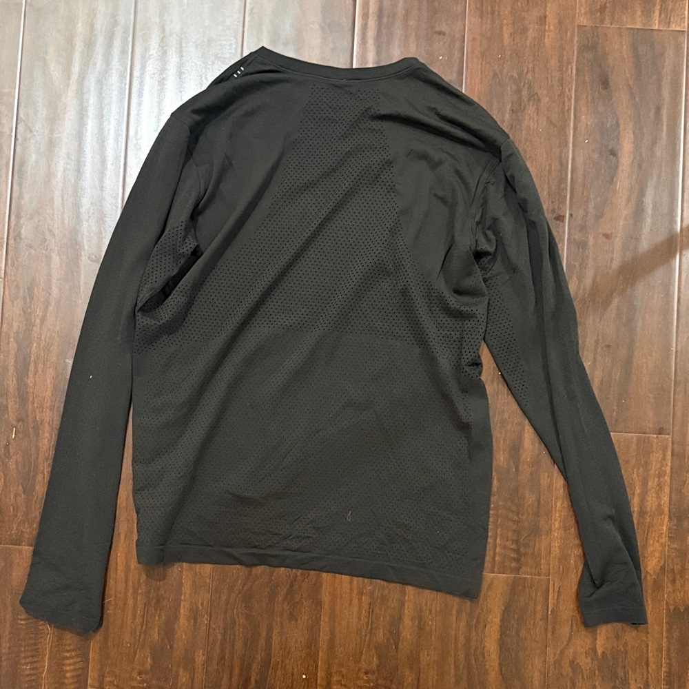 lululemon athletica Black Long Sleeve Tee